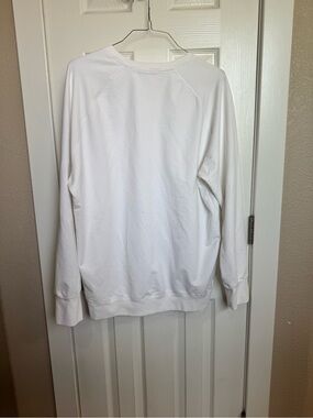 Men's White Crewneck Pullover Sweater
